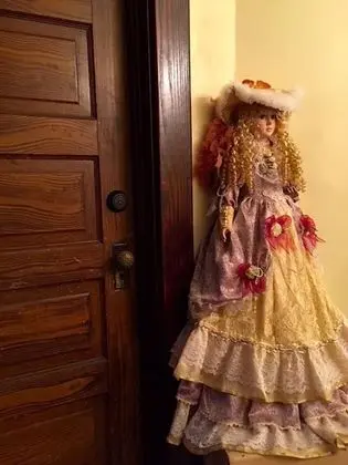 Oda, Özel Banyo (Rodemer #1)