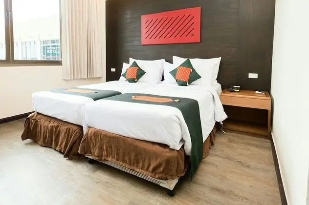 Studio S room