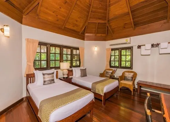Jungle Chalet