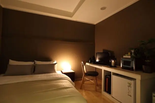 Deluxe Tek Büyük Yataklı Oda