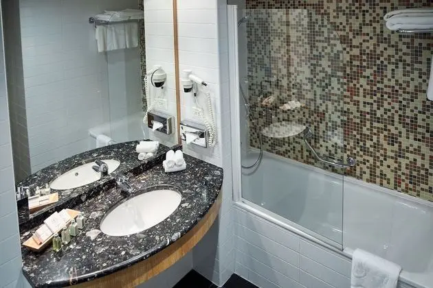 Standard İki Ayrı Yataklı Oda, Şehir Manzaralı