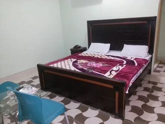 Standard Tek Büyük veya İki Ayrı Yataklı Oda