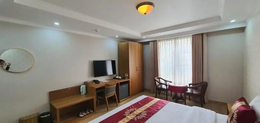 Deluxe Tek Büyük Yataklı Oda