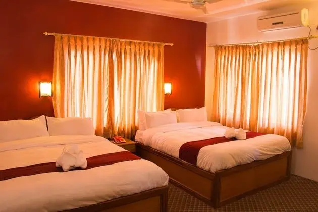 Double or Twin Room with Bathroom