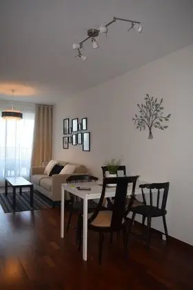 Apart Daire, 3 Yatak Odası, Balkon, Park Manzaralı