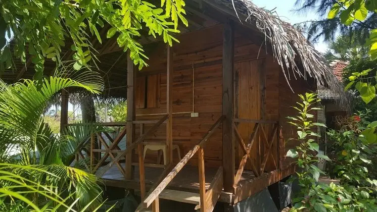 Standard Tek Büyük Yataklı Oda, 1 Çift Kişilik Yatak, Bahçe Manzaralı