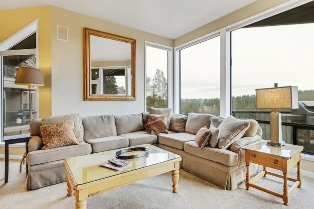 Daire, 1 En Büyük (King) Boy Yatak ve Çekyat (River Ridge 328A)