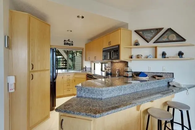 Daire, 1 En Büyük (King) Boy Yatak ve Çekyat (River Ridge 517A)
