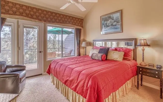 Daire, Birden Çok Yatak (River Ridge 617A)