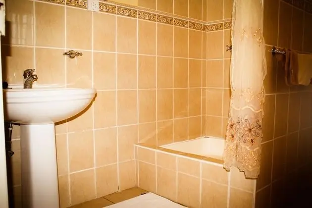 Exclusive Tek Büyük Yataklı Oda