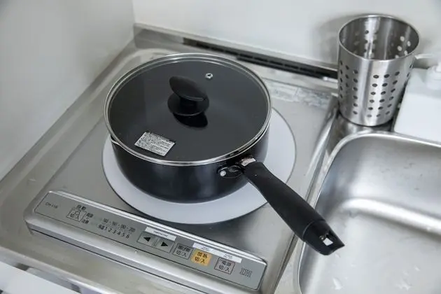 Süit (River West 6)