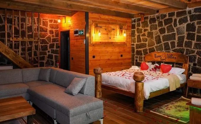 Bungalow, Dağ Manzaralı, Şömineli ve Jakuzili