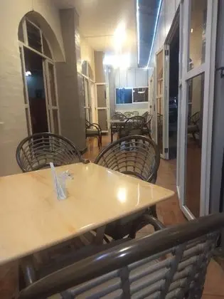 Üç Kişilik Oda