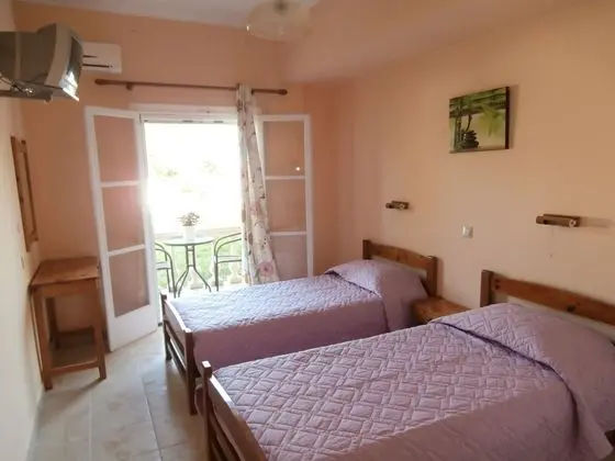 Studio for 2 people