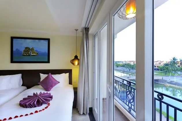Deluxe Tek Büyük veya İki Ayrı Yataklı Oda, Nehir Manzaralı