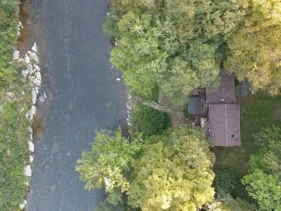 Ev, Birden Çok Yatak (River Time Cabin -Time floats away!)