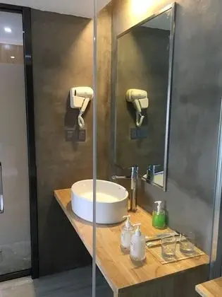 Tek Büyük Yataklı Oda, Nehir Manzaralı