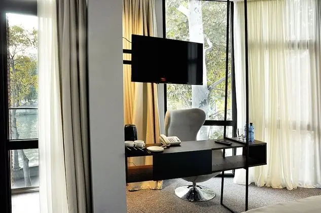 Deluxe Tek Büyük veya İki Ayrı Yataklı Oda, Şehir Manzaralı