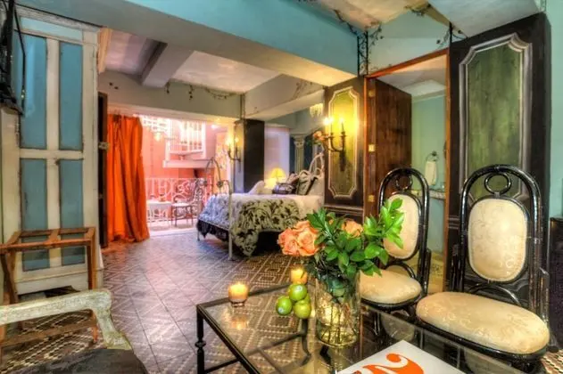 Mariposa Room (116 steps)