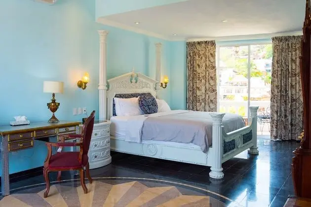 Medusa Penthouse