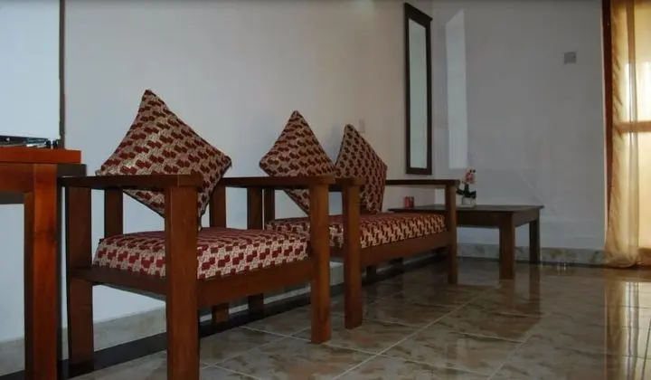 Standard Oda, Nehir Manzaralı, Havuz Kenarı