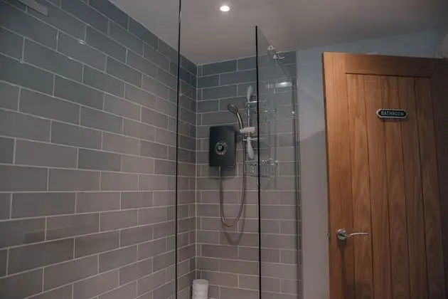 Kır Evi, Özel Banyo, Nehir Manzaralı