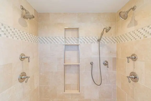 Ev (Riverbend Landing)