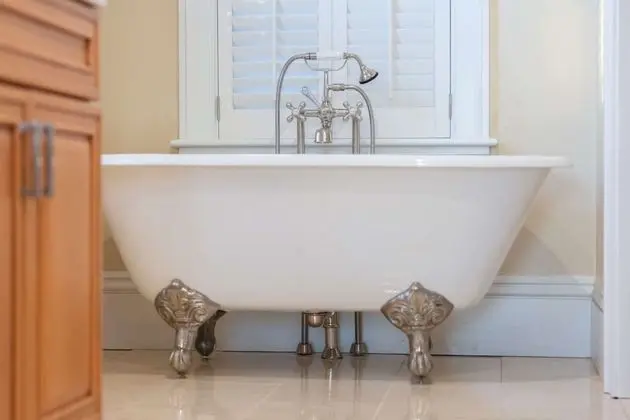 Ev (Riverbend Landing)