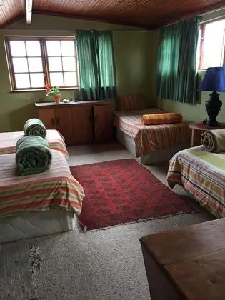 Ortak Ranzalı Oda, Karma Ranzalı Oda (4 Single Beds)