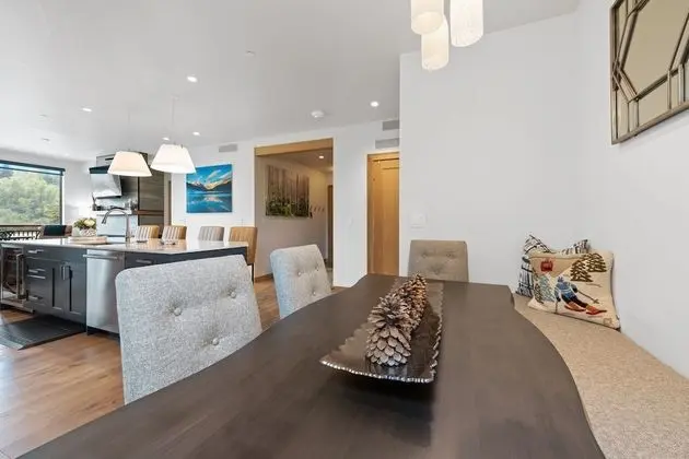 Apart Daire, Birden Çok Yatak, Dağ Manzaralı (Three-Bedroom Apartment)