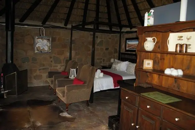 Golden Cabin (3)