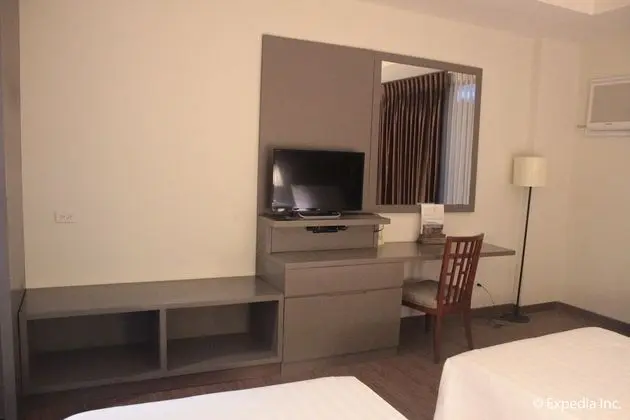 Family Room, Mountain View