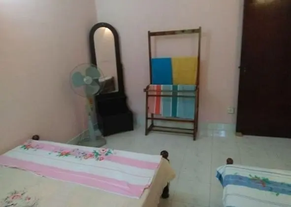 Üç Kişilik Oda, Ortak Banyo, Nehir Manzaralı