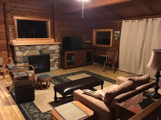 Ev, 3 Yatak Odası, Mutfak, Nehir Manzaralı (River House)