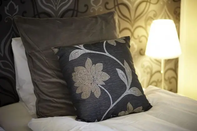 Studio Small, Annex Building