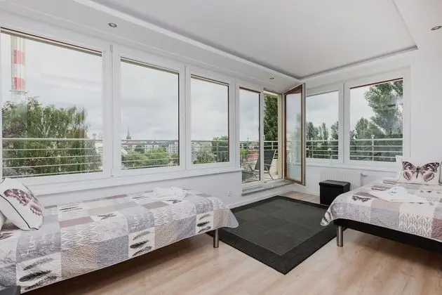 Apart Daire, 2 Yatak Odası, Balkon, Nehir Manzaralı