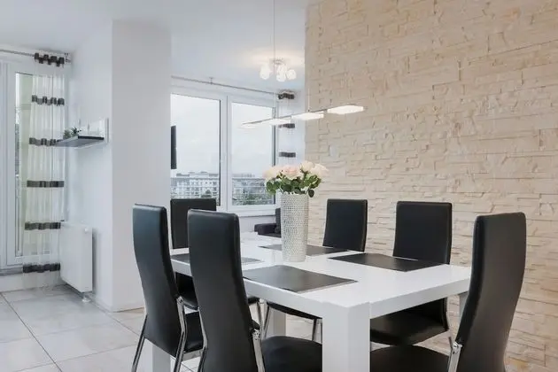 Apart Daire, 2 Yatak Odası, Balkon, Nehir Manzaralı