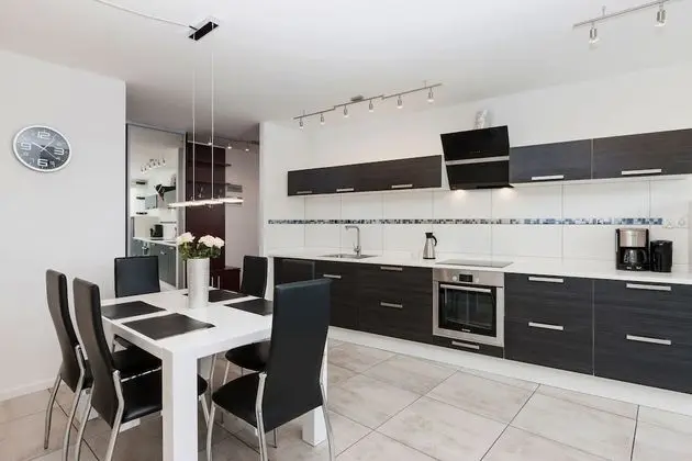 Apart Daire, 2 Yatak Odası, Balkon, Nehir Manzaralı