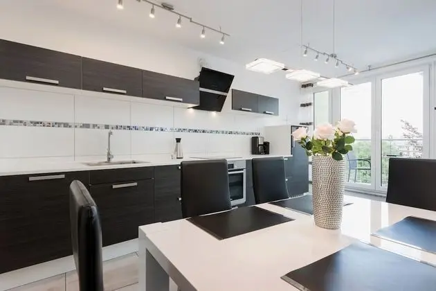 Apart Daire, 2 Yatak Odası, Balkon, Nehir Manzaralı