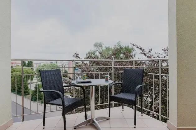 Apart Daire, 2 Yatak Odası, Balkon, Nehir Manzaralı