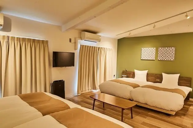 Standard Dört Kişilik Oda, Sigara İçilmez (Fourth, Kitchenette)