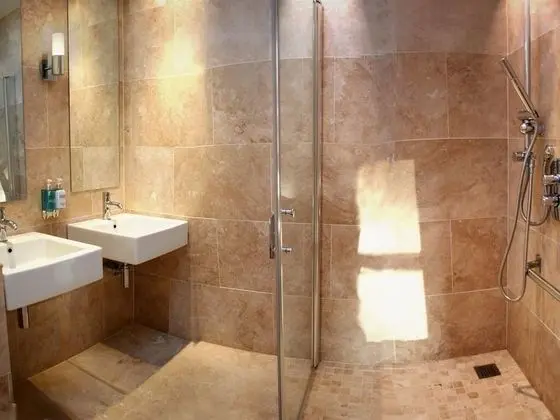 Luxury Tek Büyük Yataklı Oda, Banyolu/Duşlu (Ribble Suite )