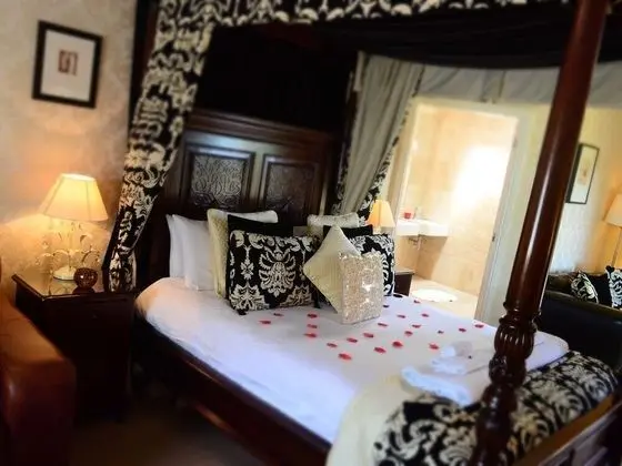 Luxury Tek Büyük Yataklı Oda, Banyolu/Duşlu (Ribble Suite )