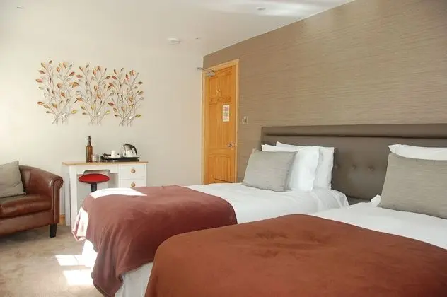 Tek Büyük veya İki Ayrı Yataklı Oda (Riverside Room)