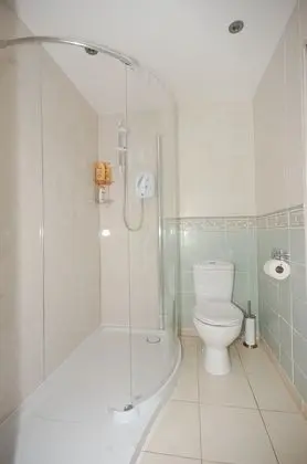 Tek Büyük veya İki Ayrı Yataklı Oda (Riverside Room)