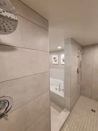 Süit, 1 En Büyük (King) Boy Yatak, Sigara İçilmez, Buzdolabı ve Mikrodalga (Living Room)
