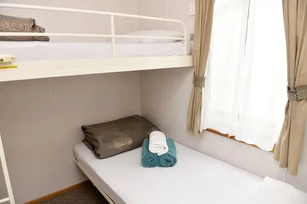 Deluxe Cabin - Full Linen