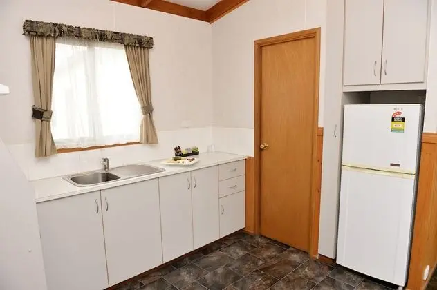 Deluxe Cabin - Full Linen