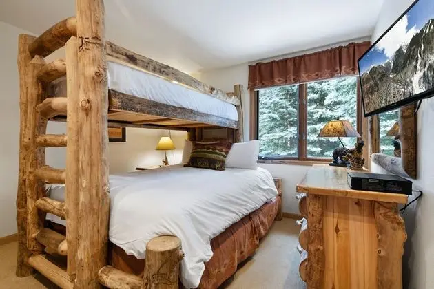 Ev (2 Bedrooms)