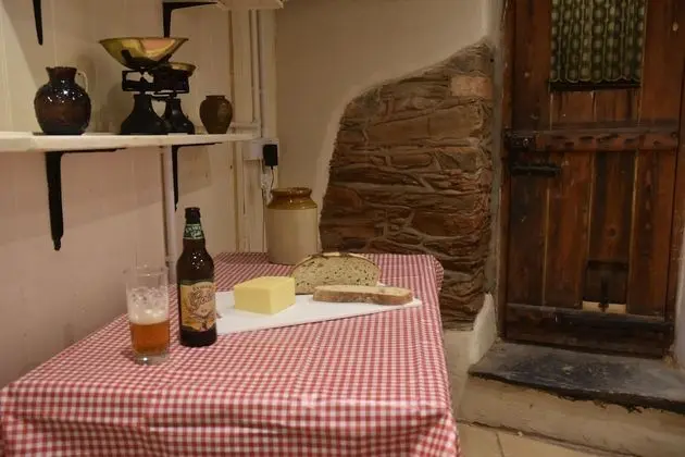 Traditional Kır Evi